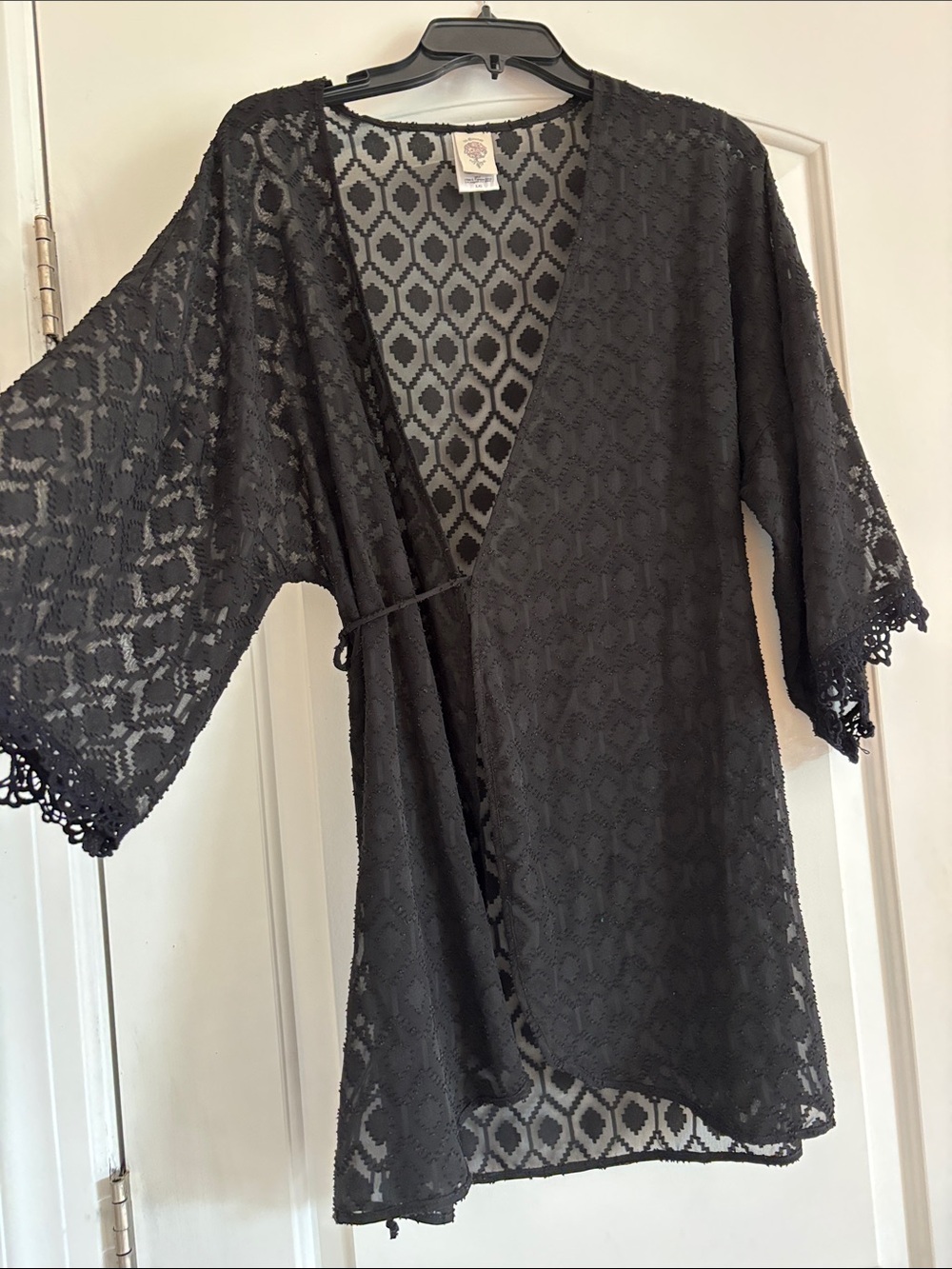 In Bloom Black Textured Lace Kimono Wrap